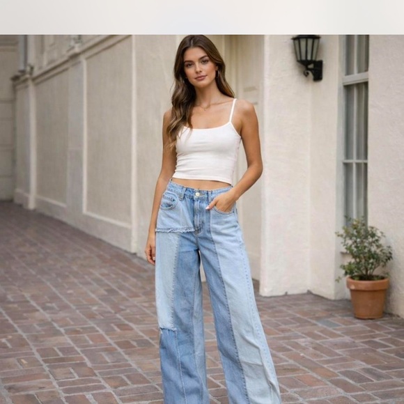Pull&Bear Denim - Pull & Bear Wide Leg Patchwork Jeans with‎ Frayed Hems. Size 2